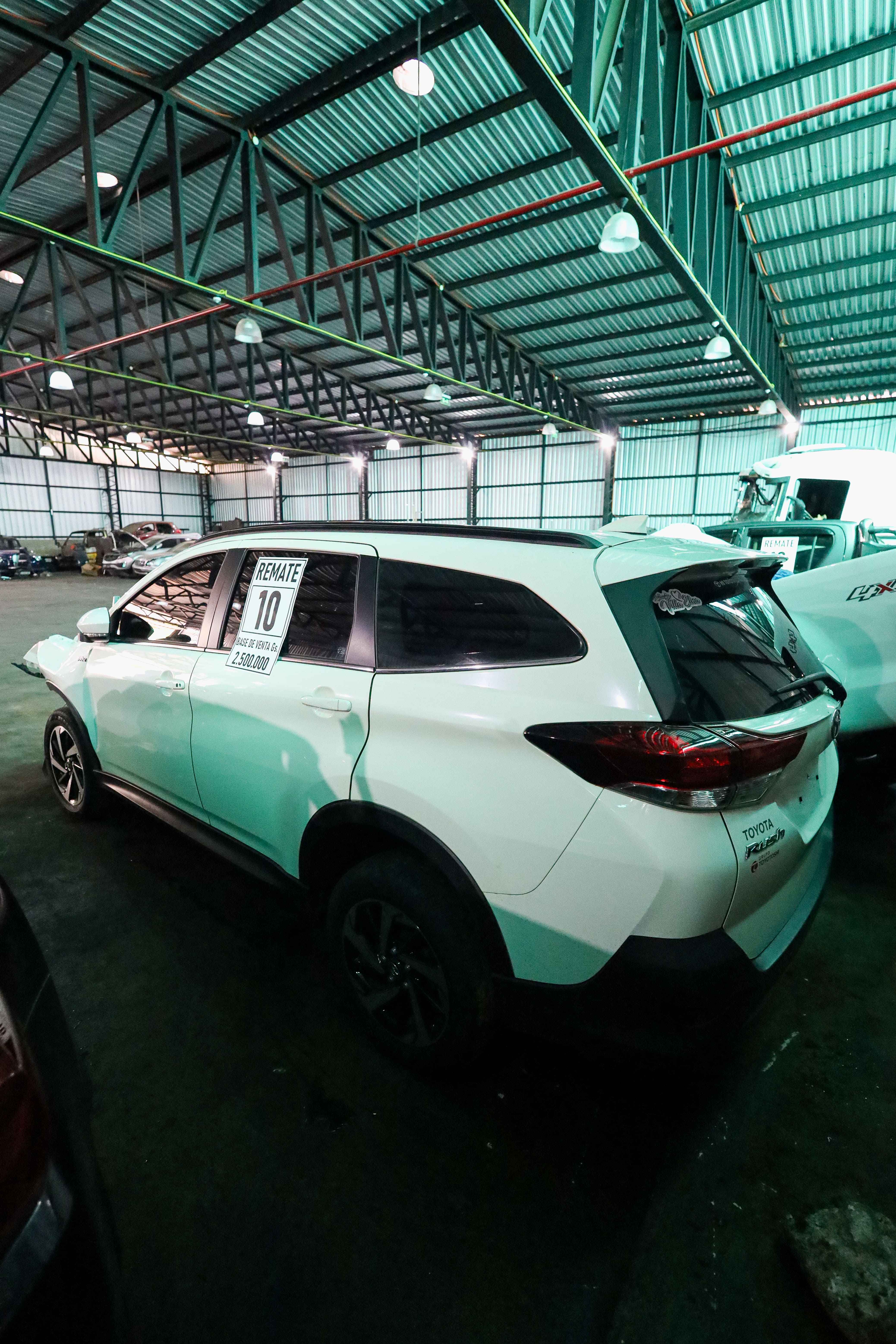 Imagen TOYOTA RUSH (BLANCO)