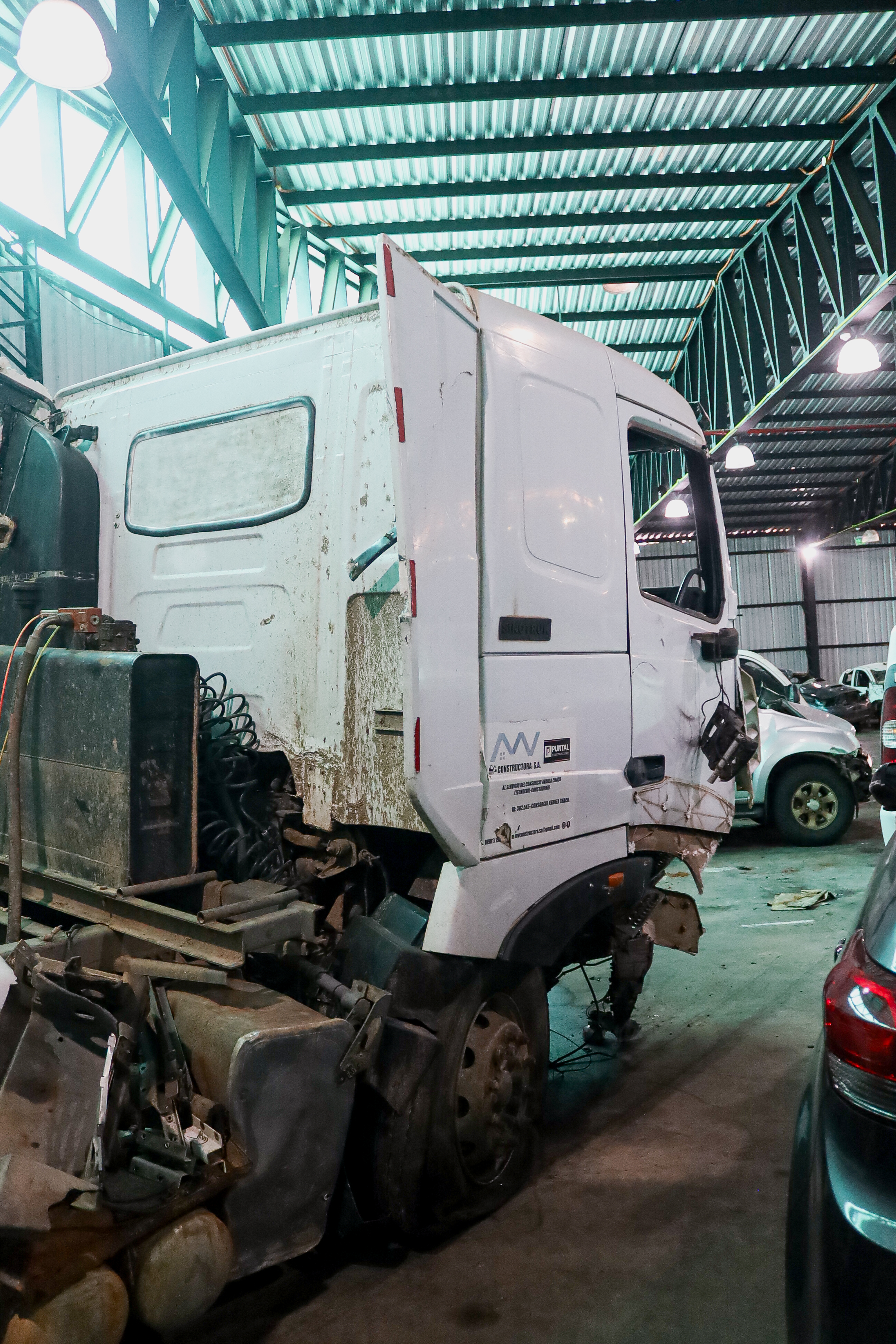 Imagen CAMION SINOTRUCK HOWO 7 (BLANCO)