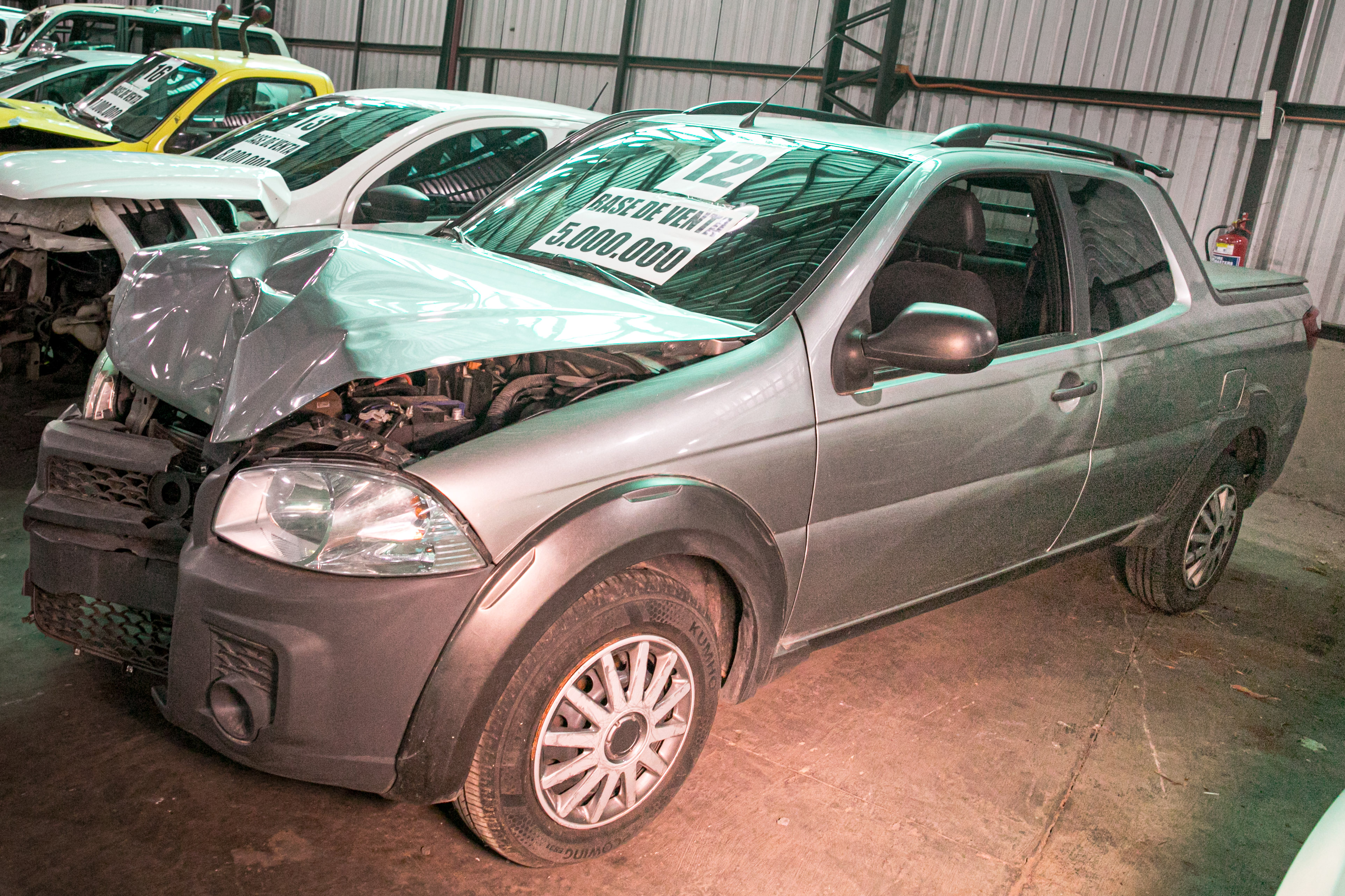 Imagen FIAT STRADA (GRIS)