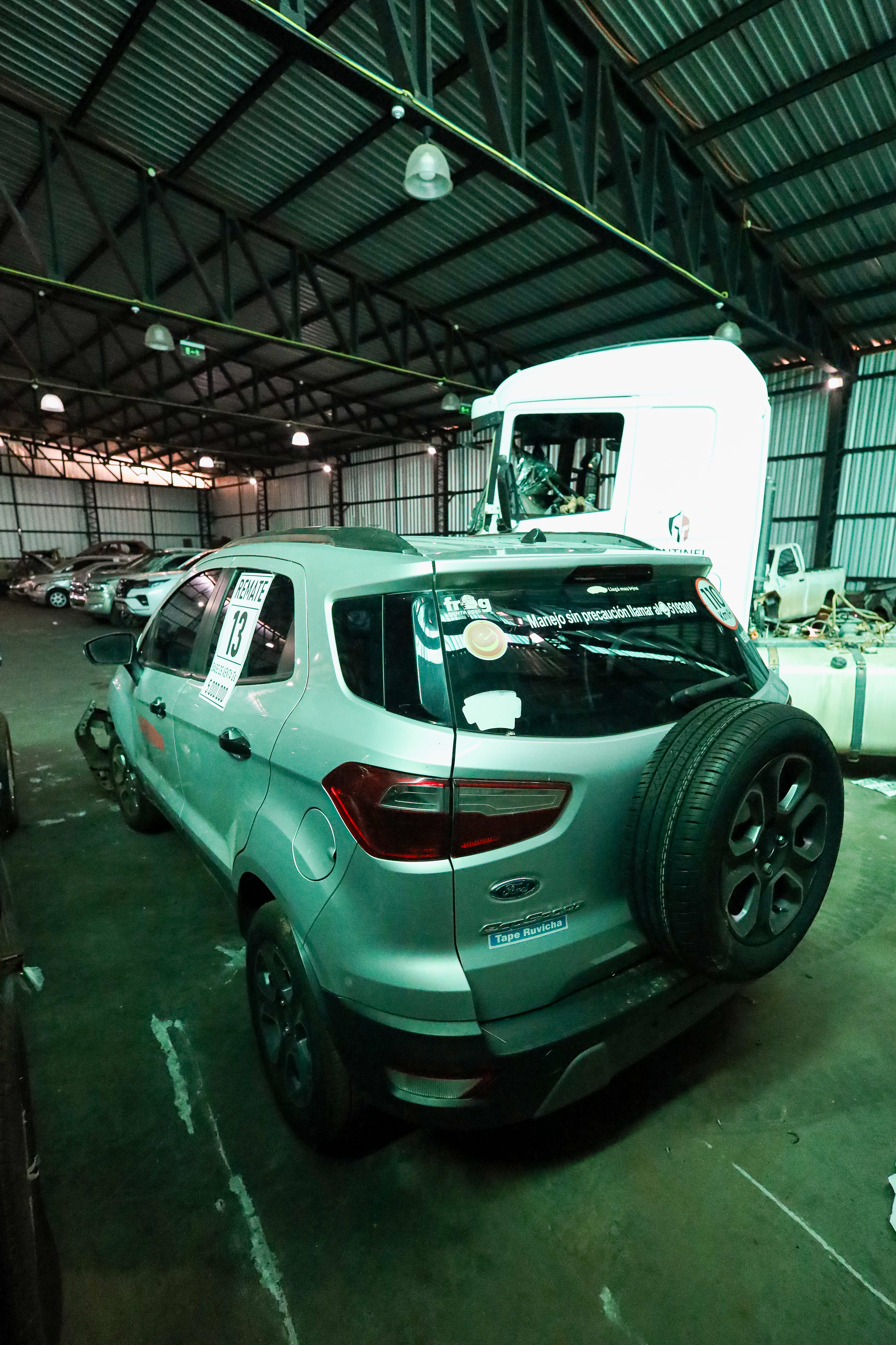 Imagen FORD ECOSPORT (PLATA)