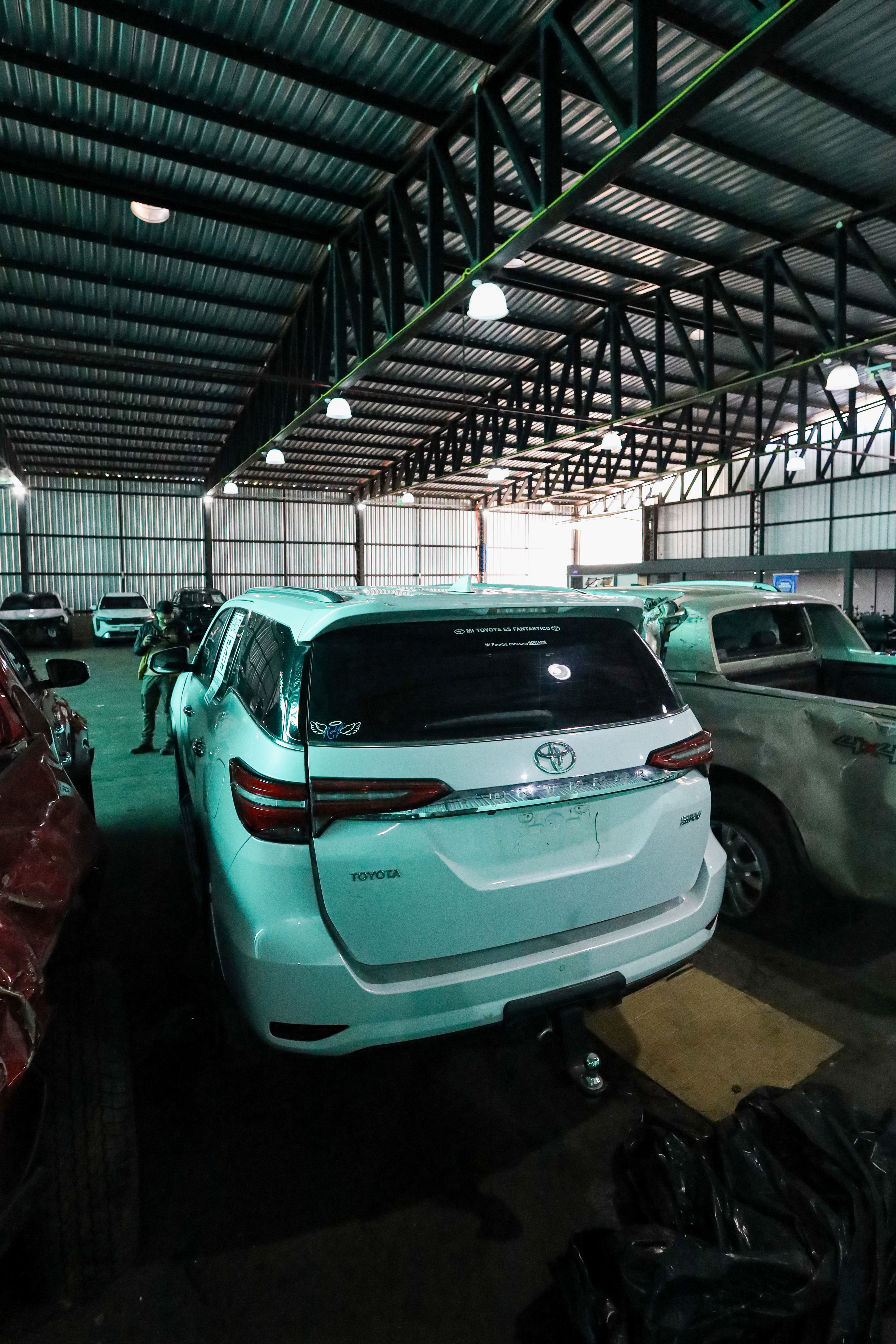 Imagen TOYOTA FORTUNER (BLANCO)