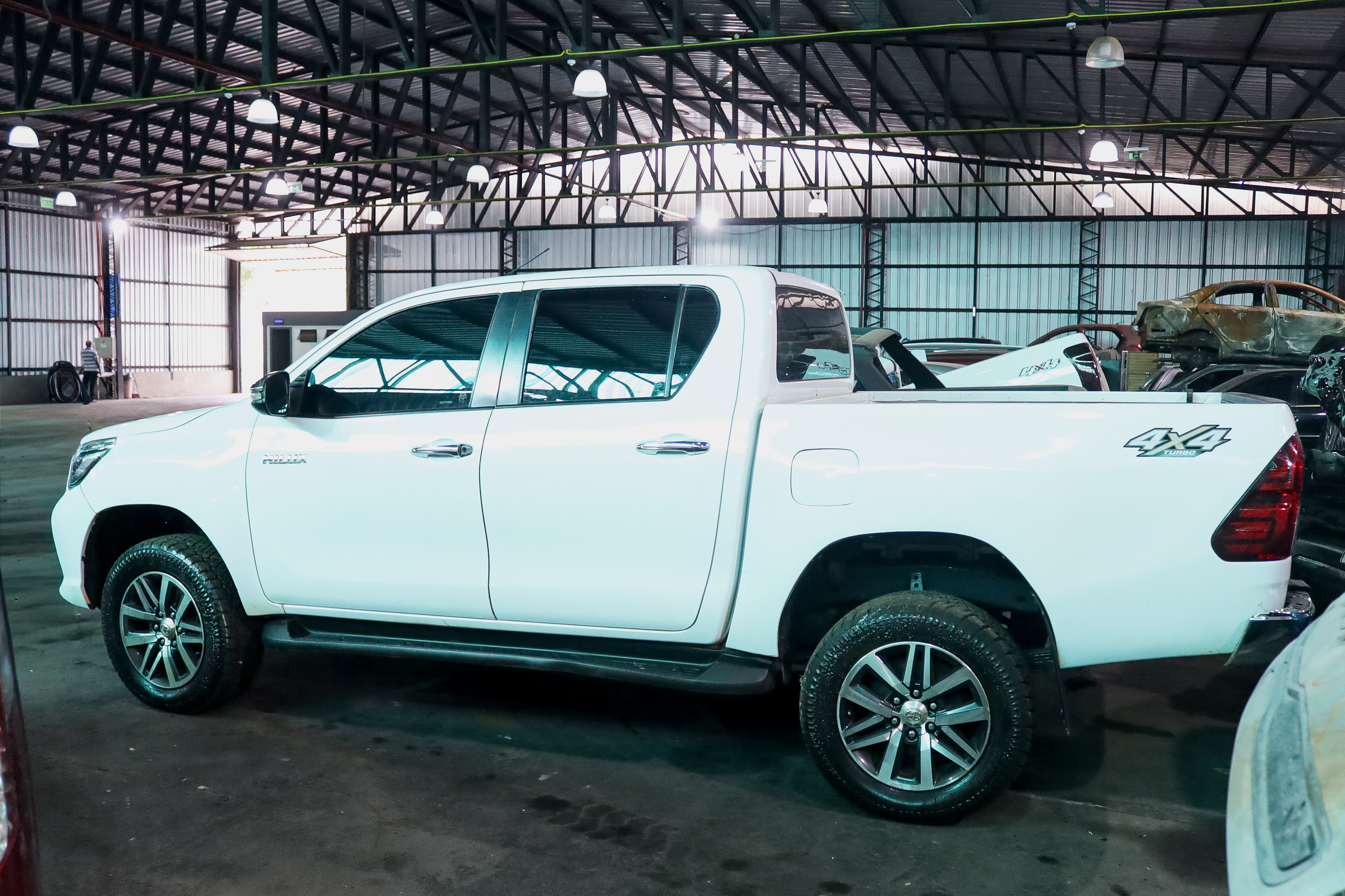 Imagen TOYOTA HILUX (BLANCO)