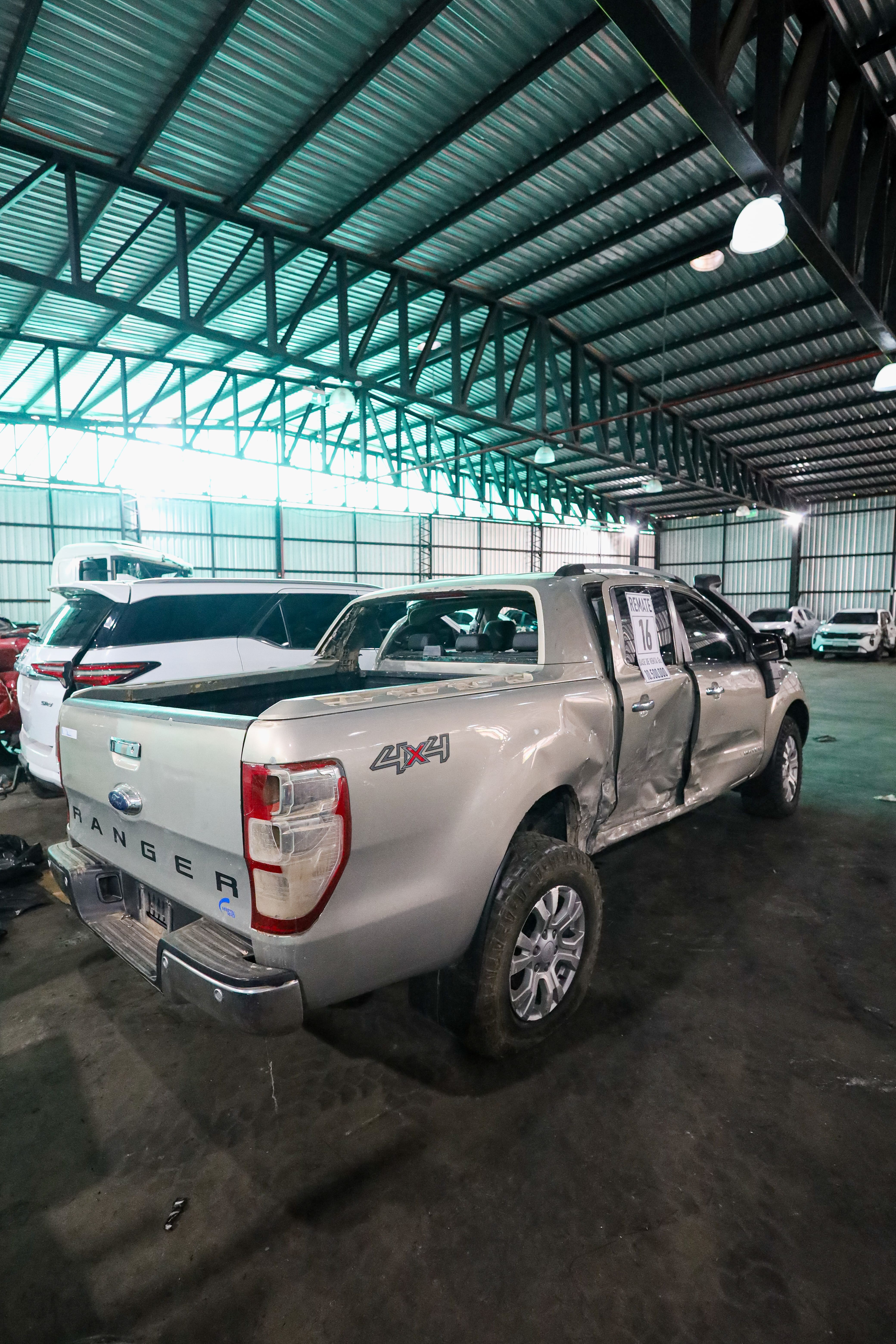 Imagen FORD RANGER (PLATA)