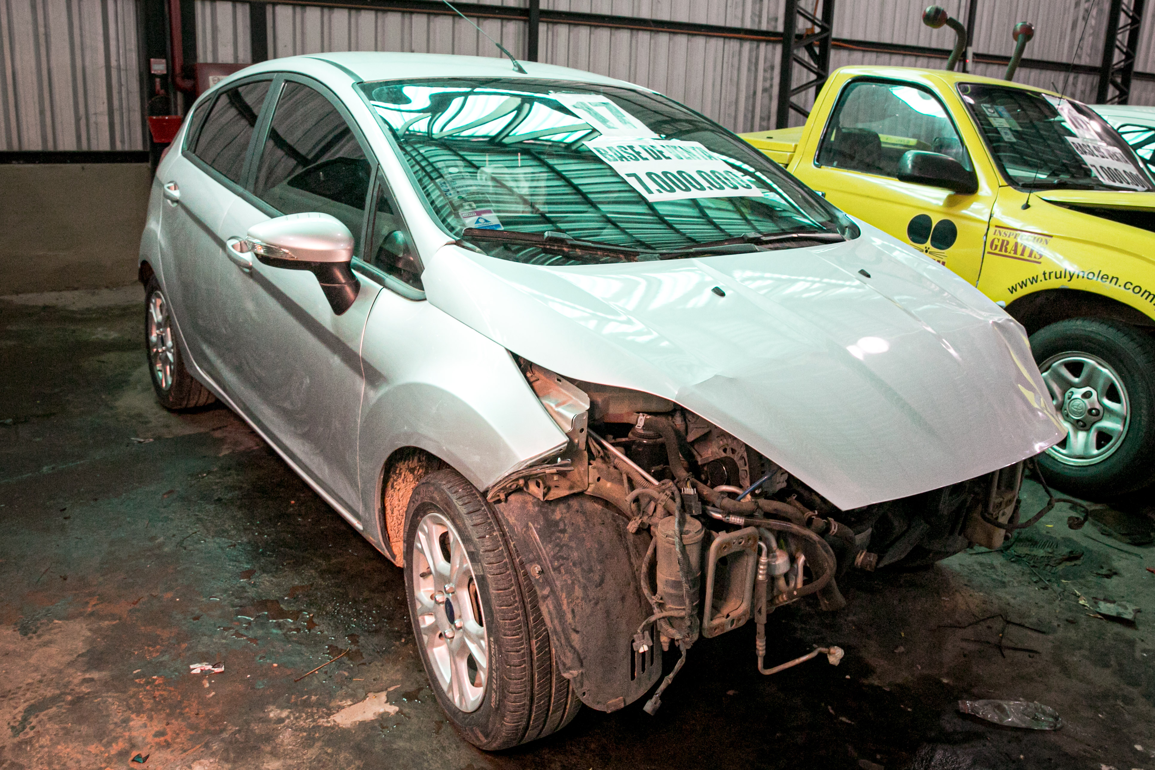 Imagen FORD NEW FIESTA (PLATA)