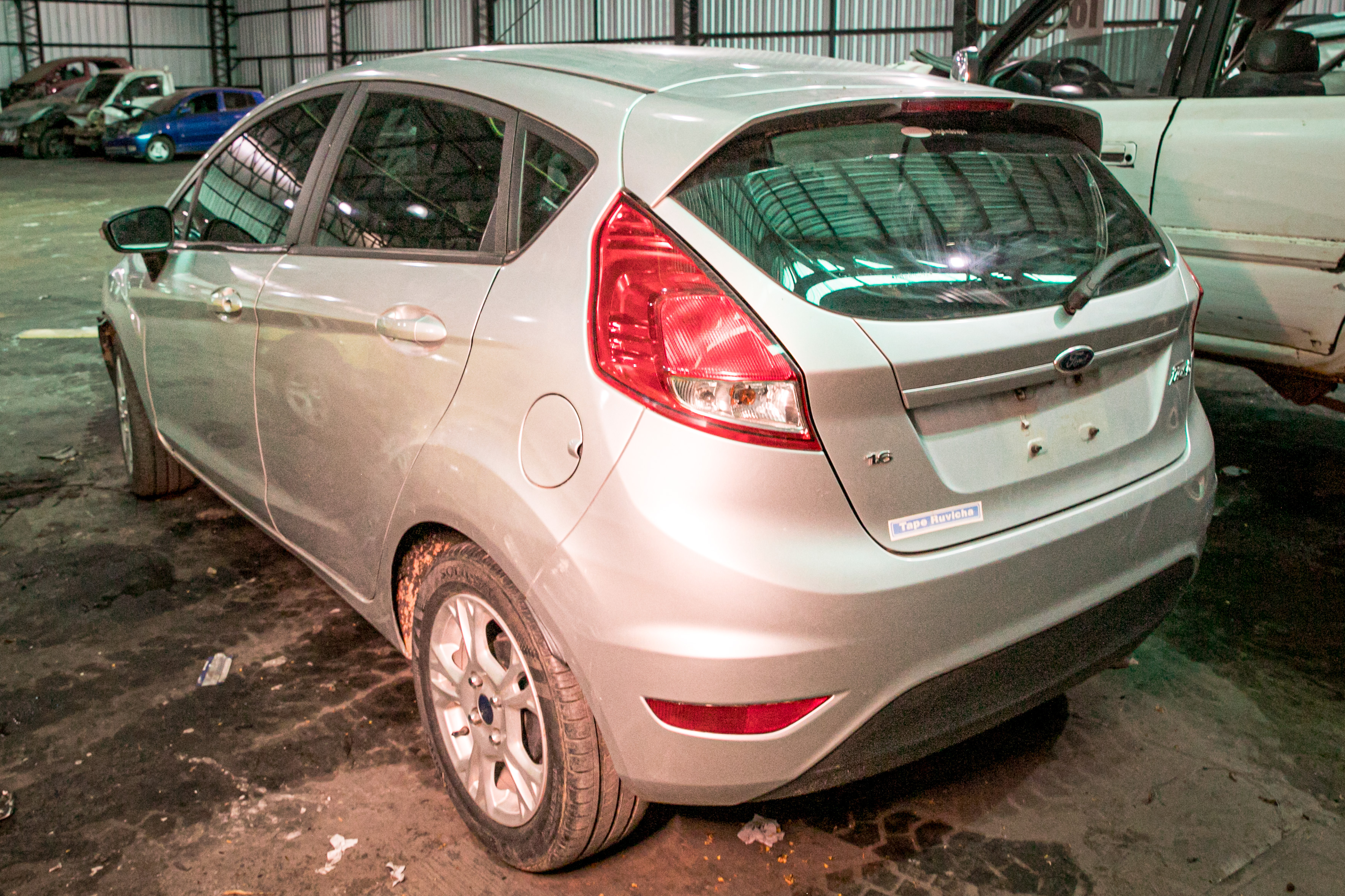 Imagen FORD NEW FIESTA (PLATA)
