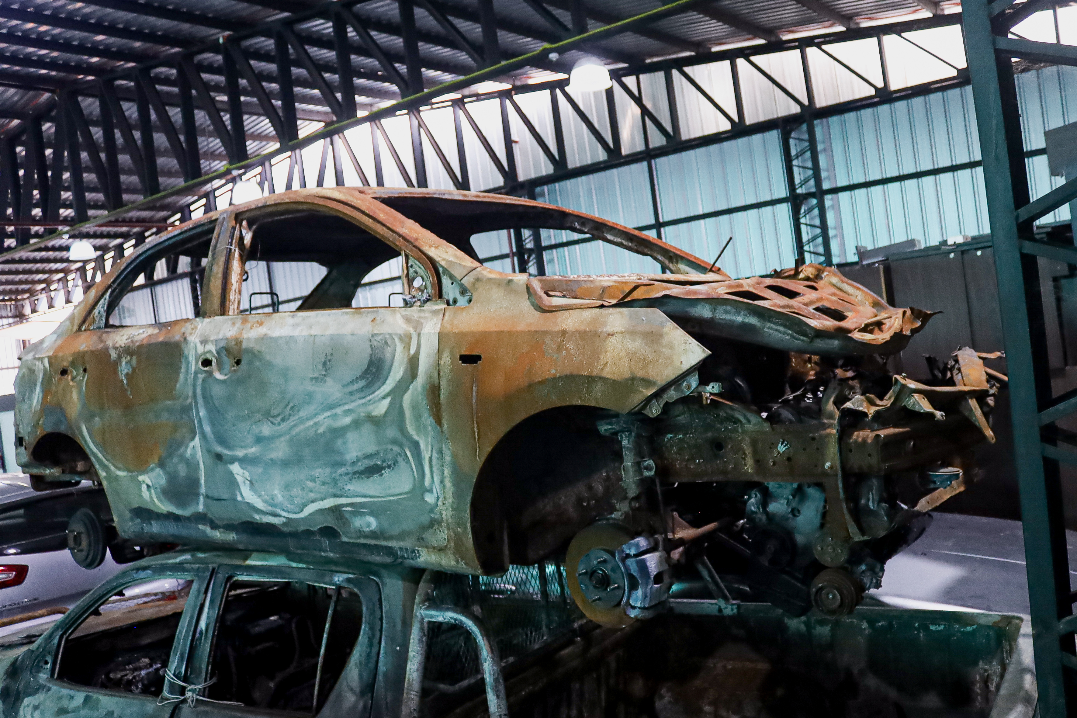 Imagen KIA SOLUTO (CHATARRA - INCENDIADO) (GRIS)