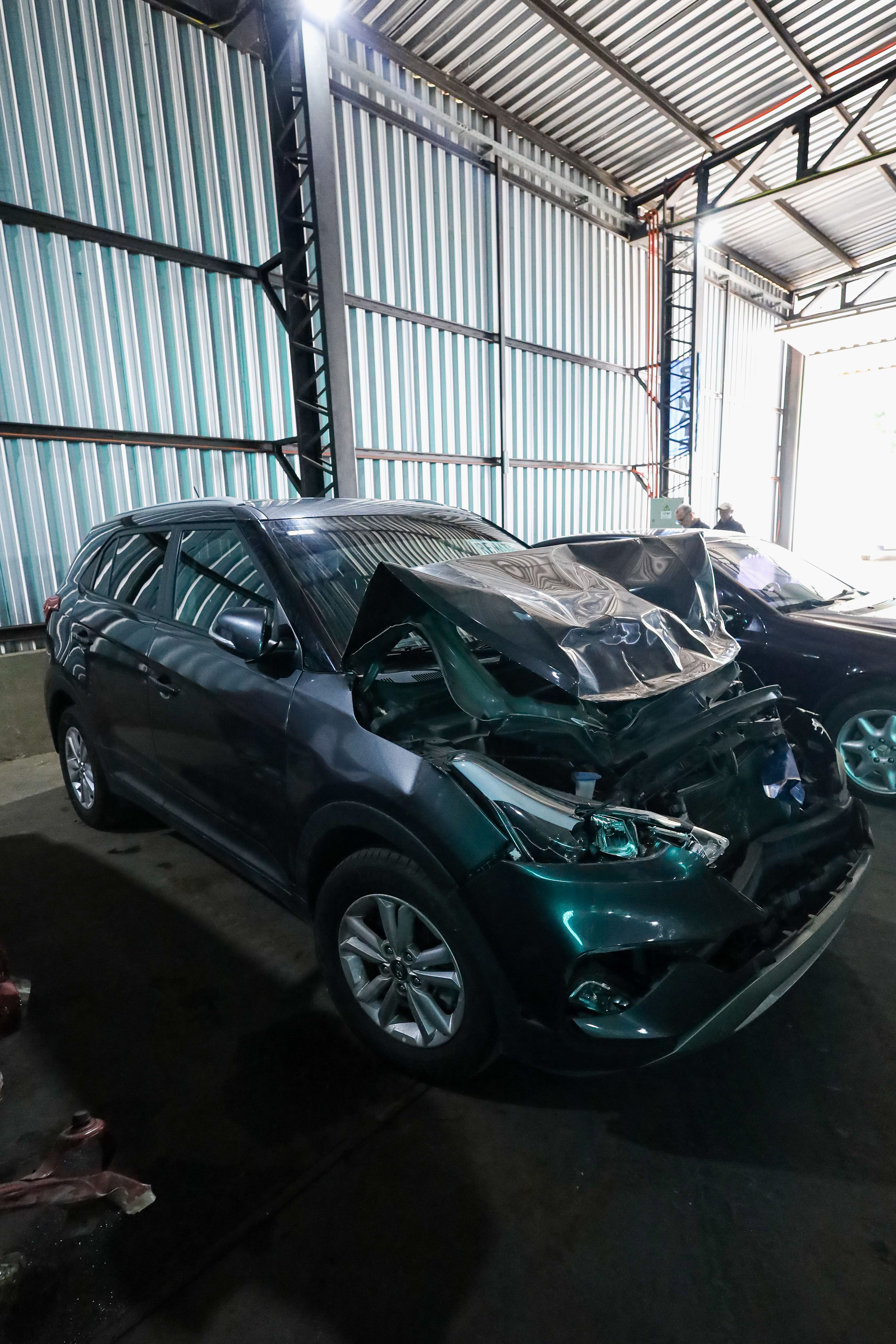 Imagen HYUNDAI CRETA (GRIS)