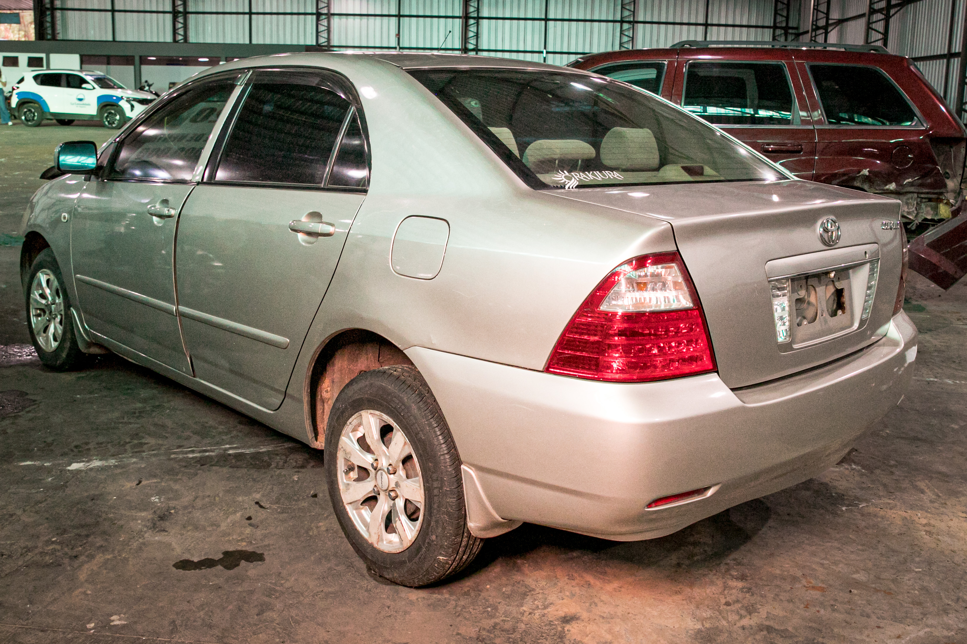 Imagen TOYOTA COROLLA (DORADO)