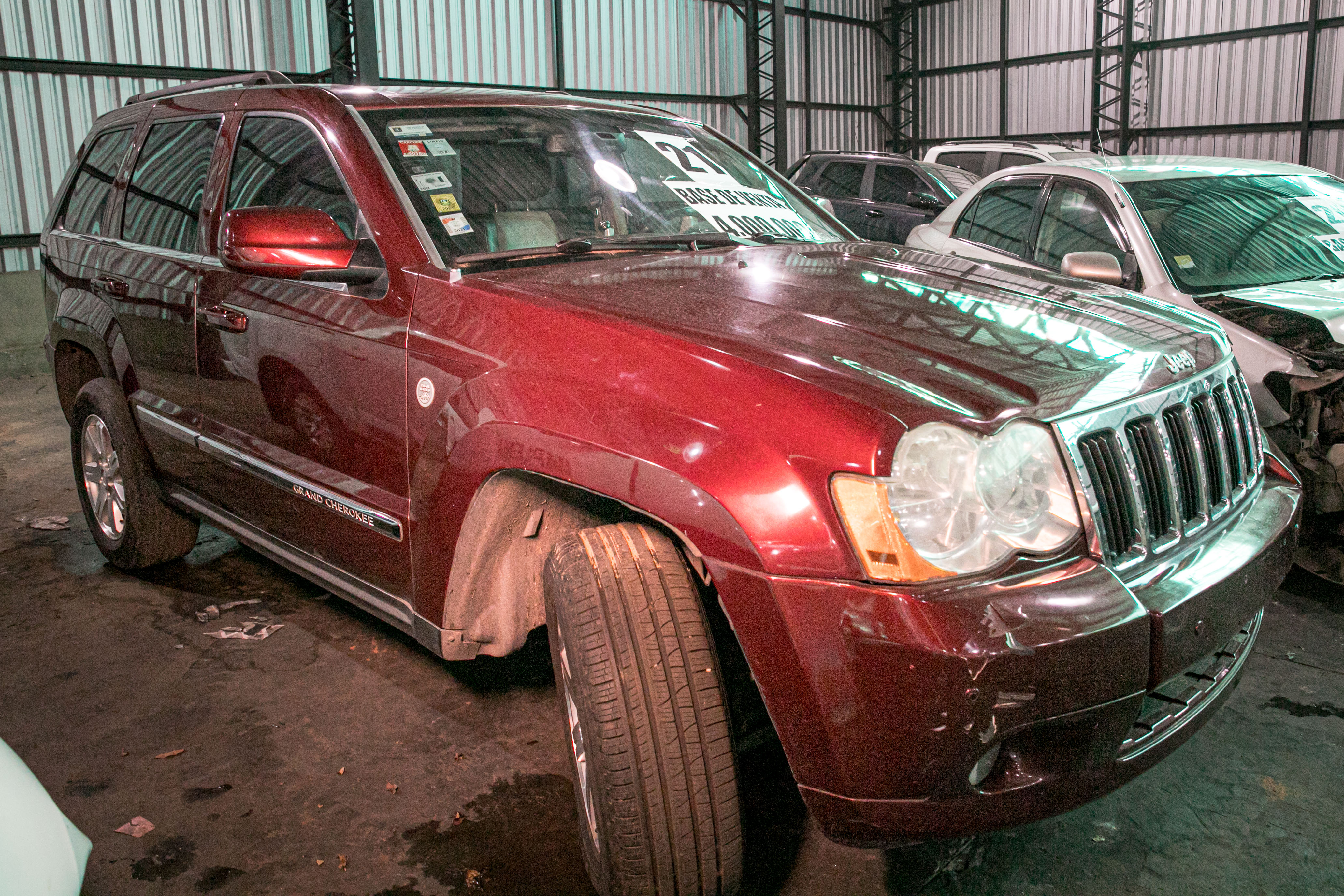 Imagen JEEP GRAND CHEROKEE (BORDÓ)