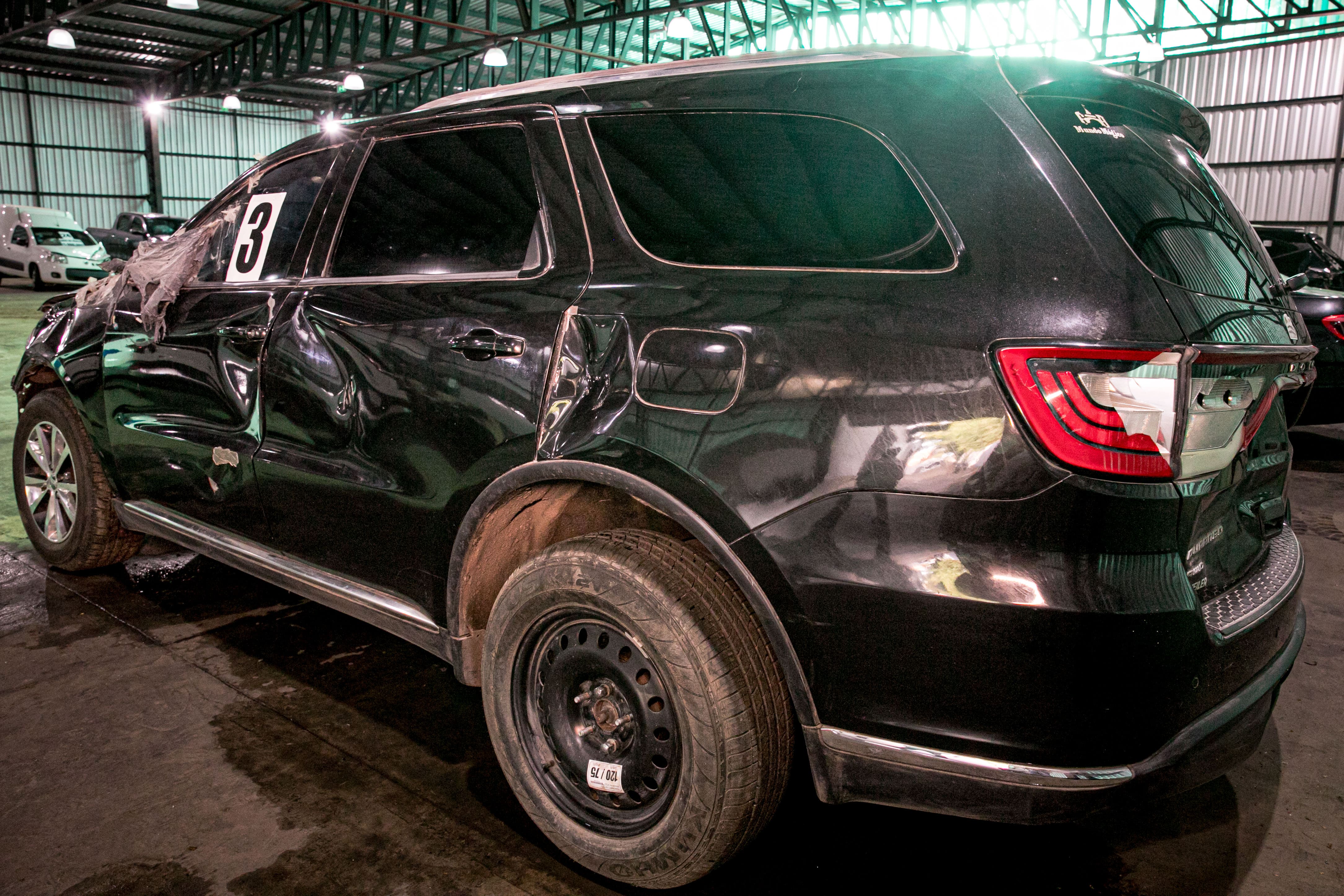 Imagen DODGE DURANGO (NEGRO)