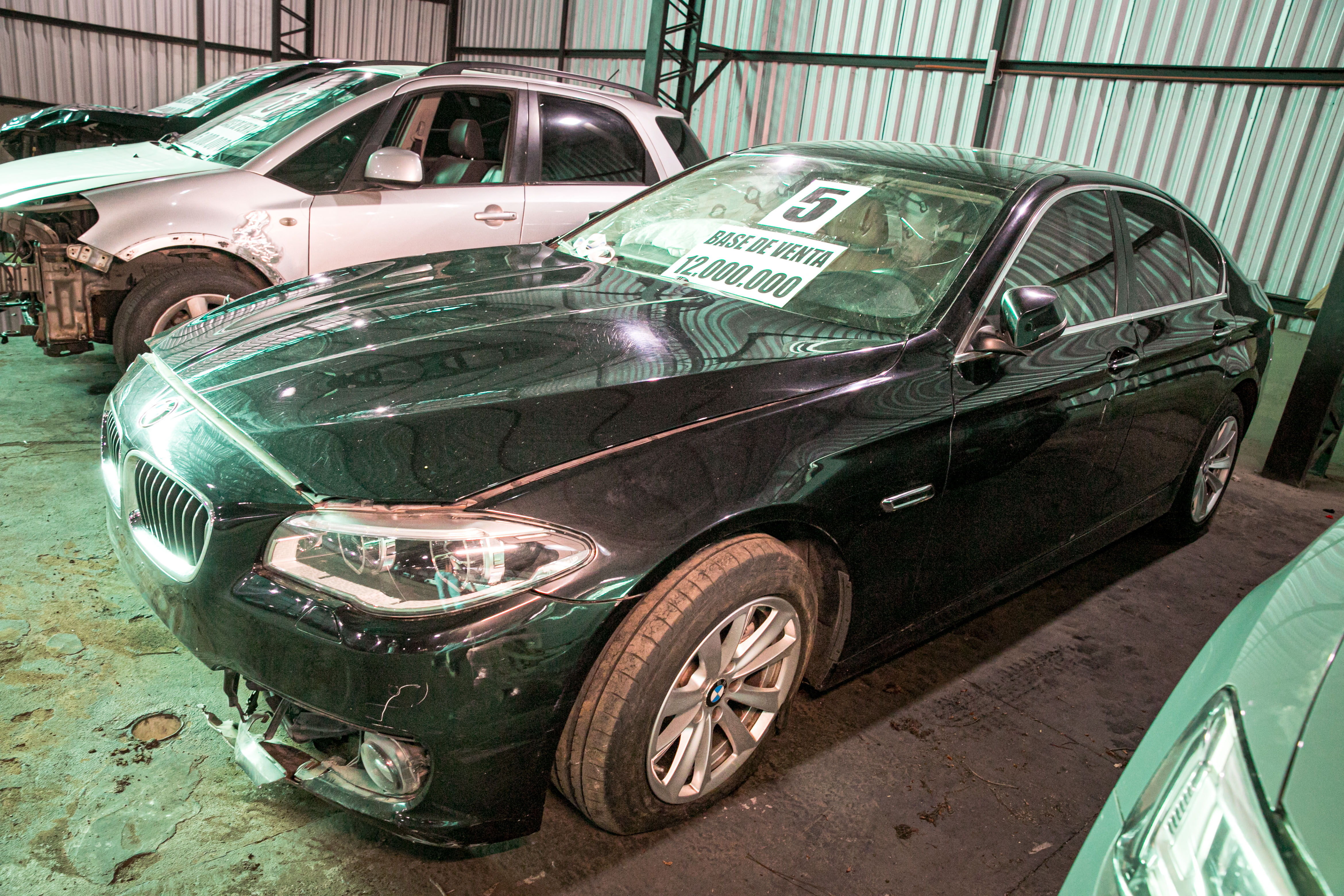 Imagen BMW 520I (NEGRO)