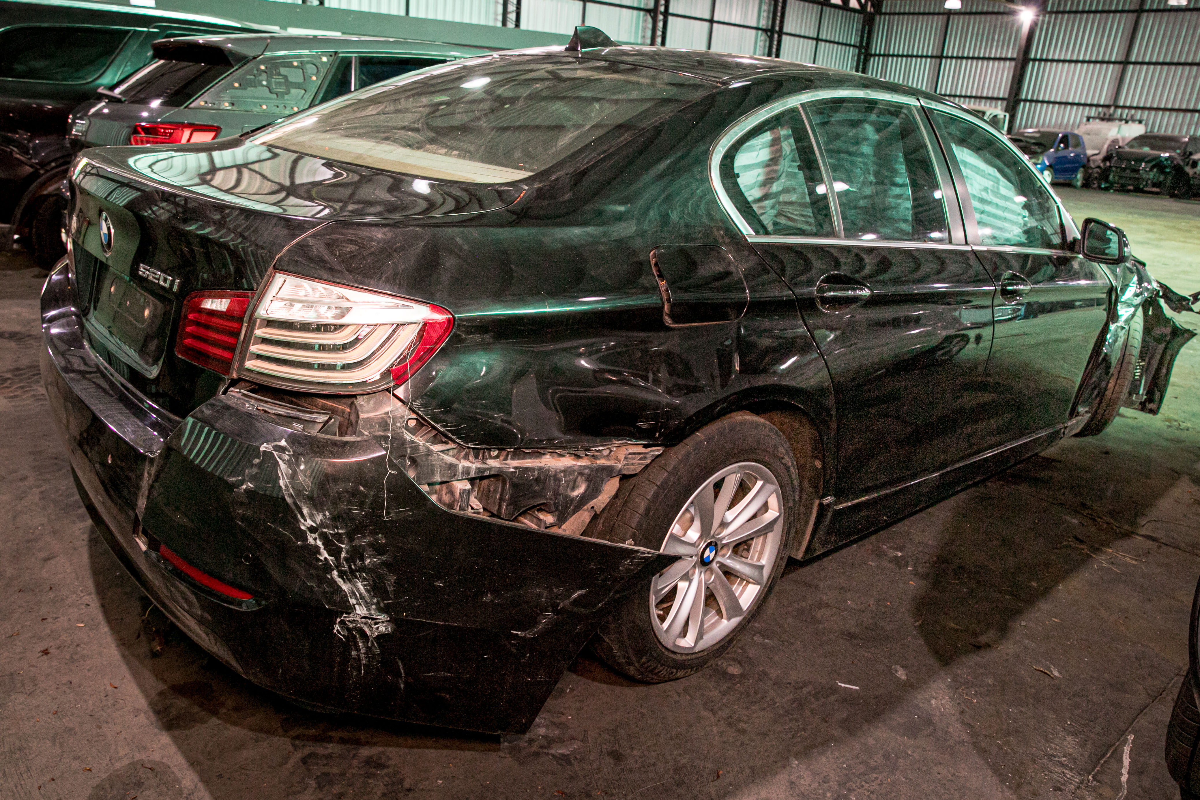 Imagen BMW 520I (NEGRO)