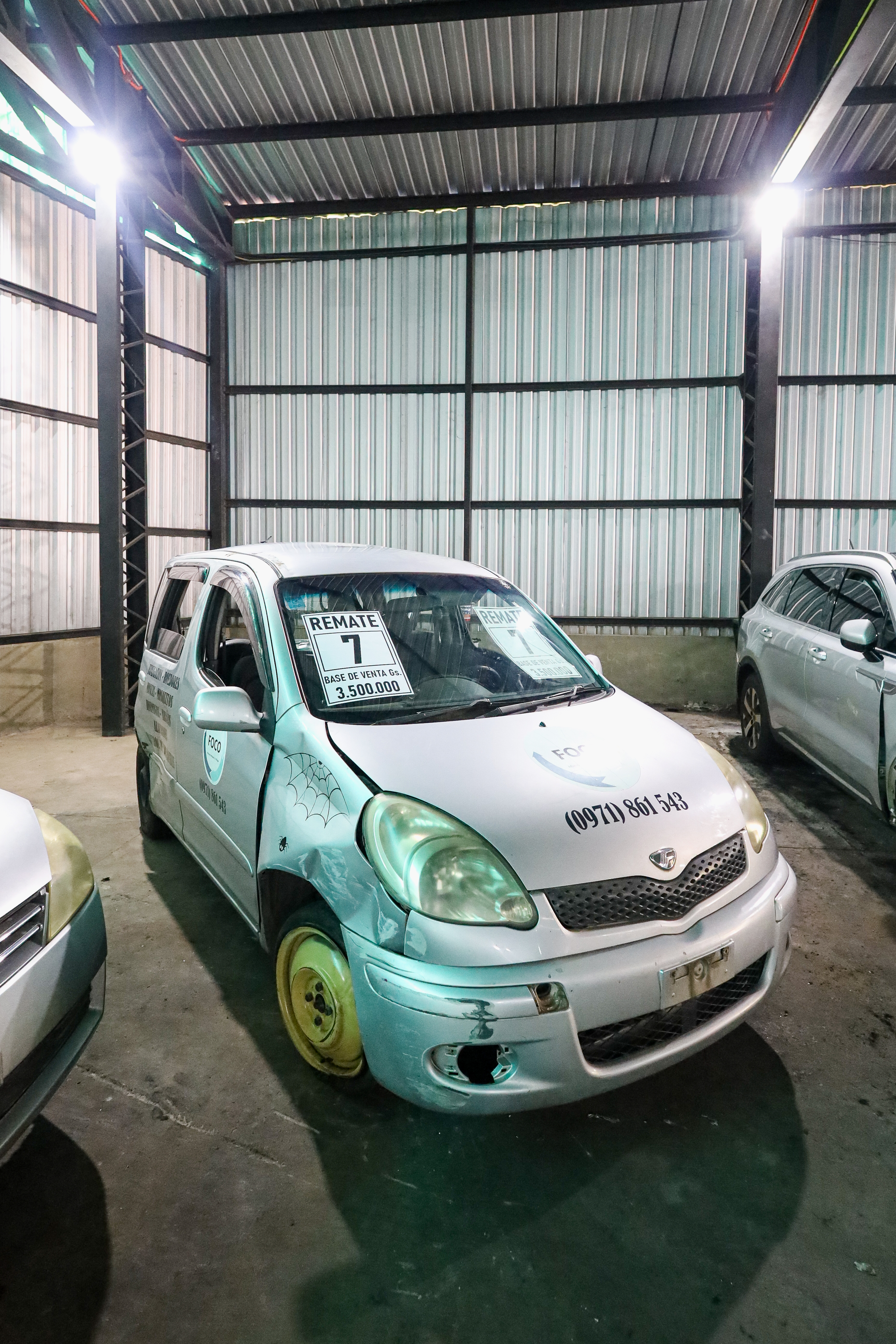 Imagen TOYOTA FUNCARGO (GRIS)