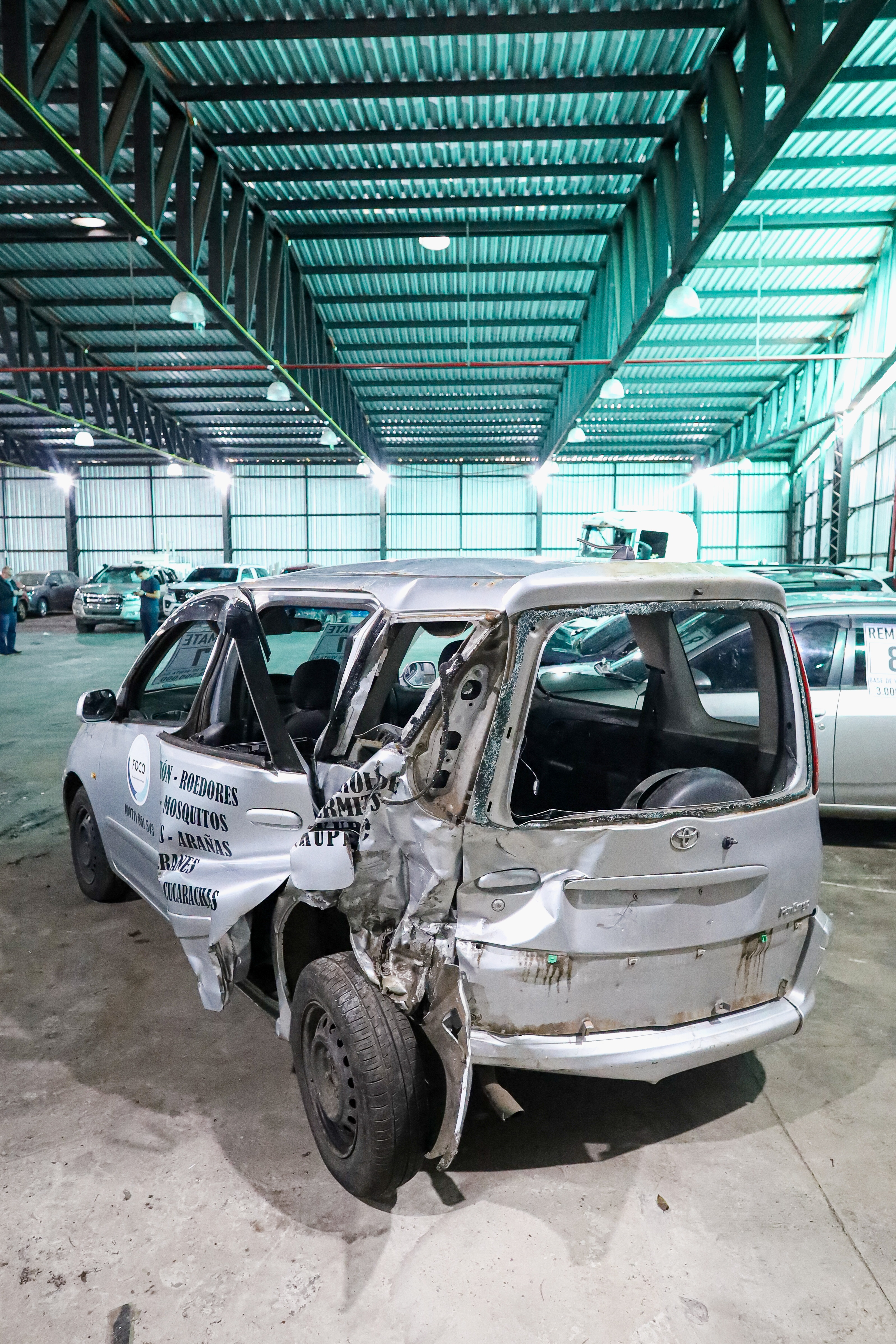 Imagen TOYOTA FUNCARGO (GRIS)